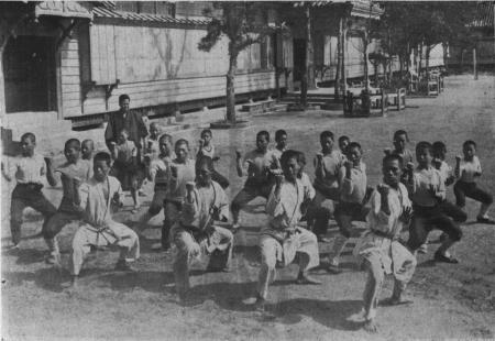 Miyagi teaching Saifa no Kata